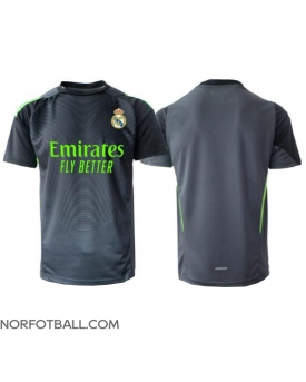 Billige Fotballdrakt Real Madrid Keeper Replika Tredjedrakt 2025-26 Kortermet